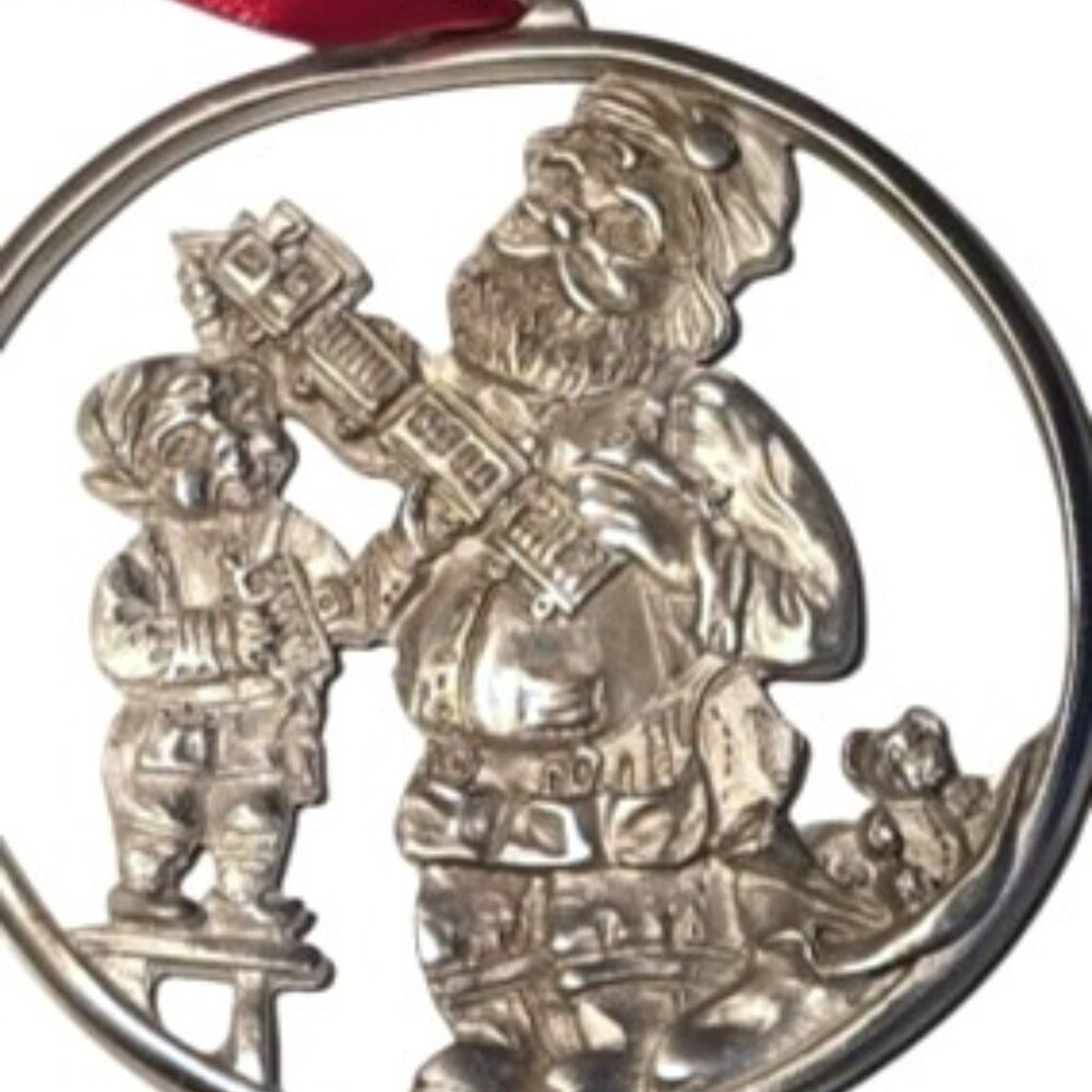 1995 Vintage Ocean Art Pewter "Santa's workshop" Christmas ornament